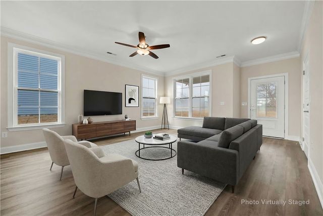 112 Oak Grove Road, Central, SC 29630