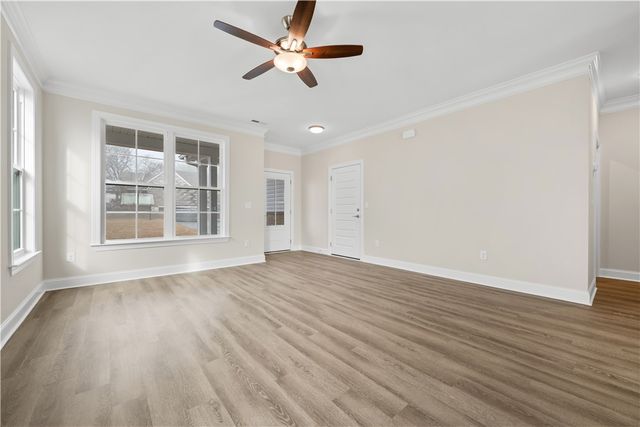 112 Oak Grove Road, Central, SC 29630