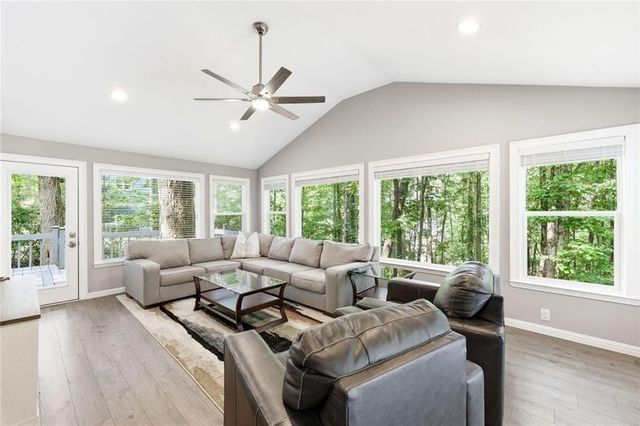 528 Oak Grove Road, Dawsonville, GA 30534