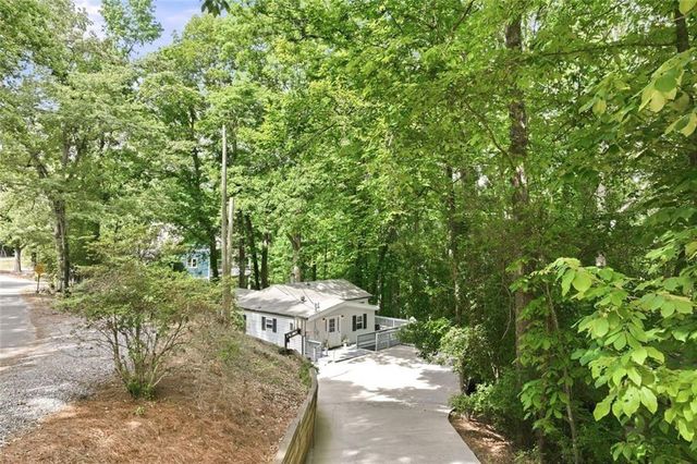 528 Oak Grove Road, Dawsonville, GA 30534