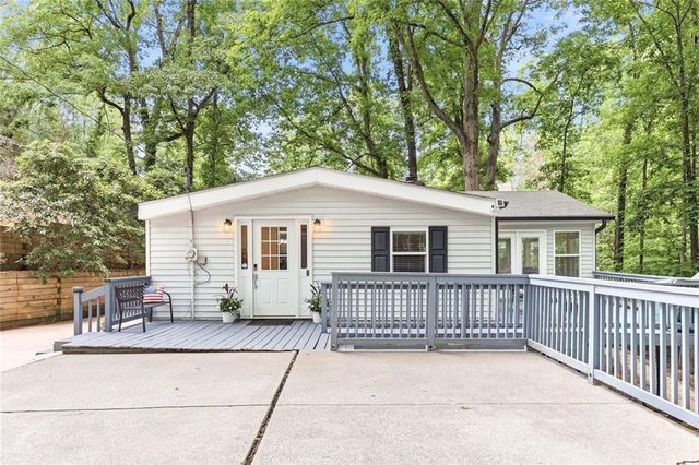 528 Oak Grove Road, Dawsonville, GA 30534