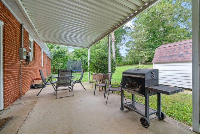 507 Howell Dr, Clarksville, TN 37042
