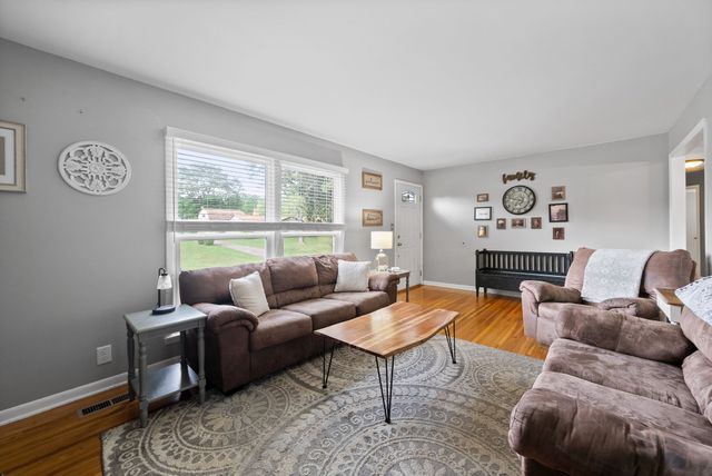 507 Howell Dr, Clarksville, TN 37042