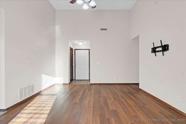 2010 S Missouri Avenue, Claremore, OK 74019