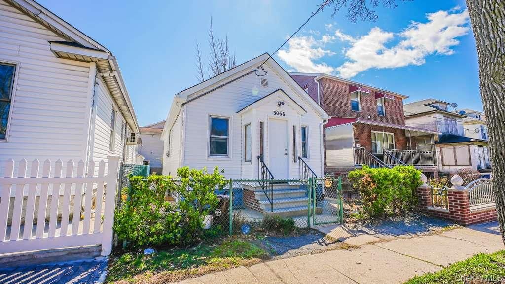 3066 Coddington Avenue, Bronx, NY 10461