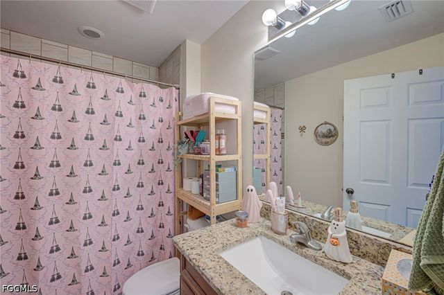 4910 Bygone ST, Lehigh Acres, FL 33971