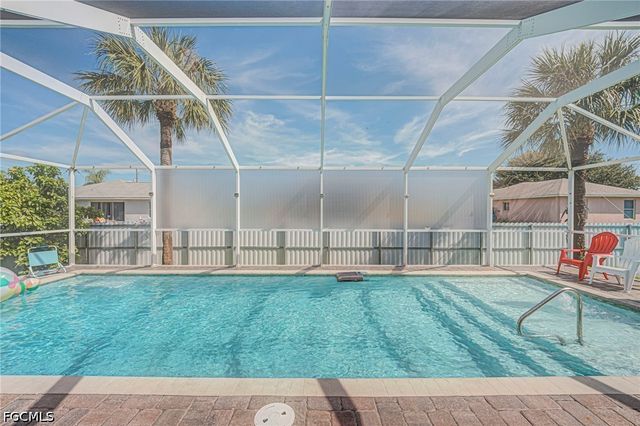 4910 Bygone ST, Lehigh Acres, FL 33971