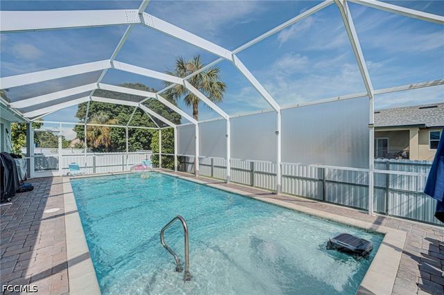 4910 Bygone ST, Lehigh Acres, FL 33971