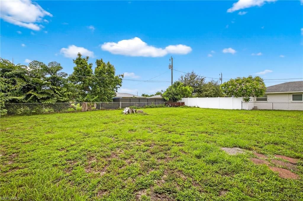 1404 SE 36th TER, CAPE CORAL, FL 33904 — photo 2