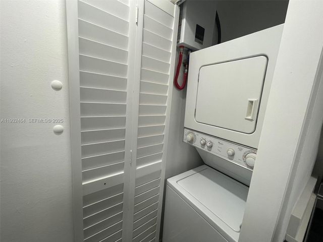 7800 S Colony Cir S 206, Tamarac, FL 33321