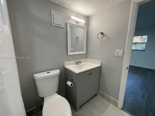 7800 S Colony Cir S 206, Tamarac, FL 33321