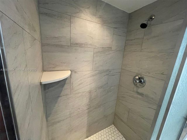 7800 S Colony Cir S 206, Tamarac, FL 33321