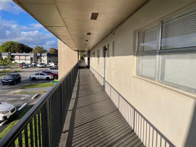 7800 S Colony Cir S 206, Tamarac, FL 33321