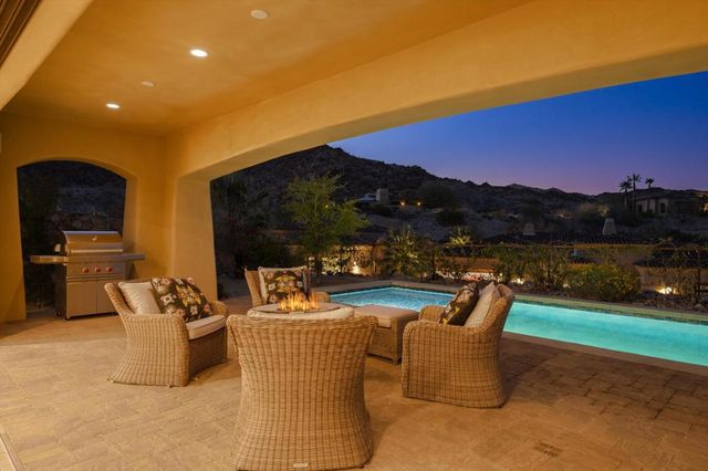 48471 Old Stone Trail, Palm Desert, CA 92260