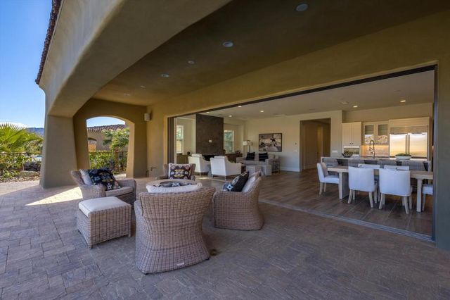 48471 Old Stone Trail, Palm Desert, CA 92260