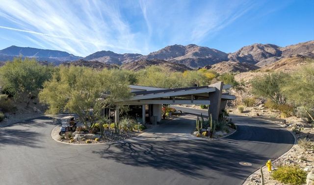 48471 Old Stone Trail, Palm Desert, CA 92260