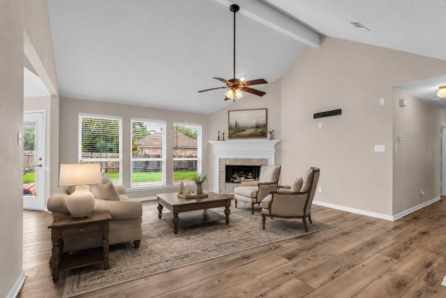 7158 Lakeshore Lane, Willis, TX 77318