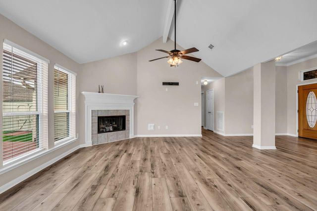 7158 Lakeshore Lane, Willis, TX 77318
