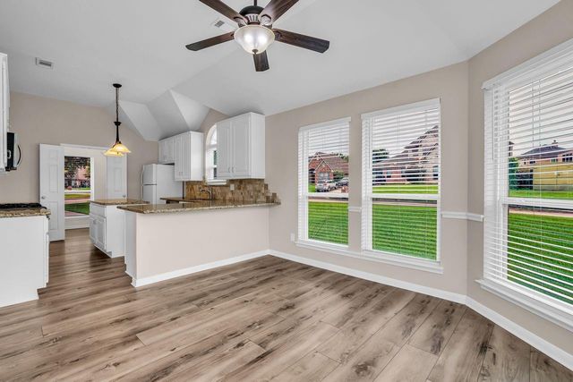 7158 Lakeshore Lane, Willis, TX 77318