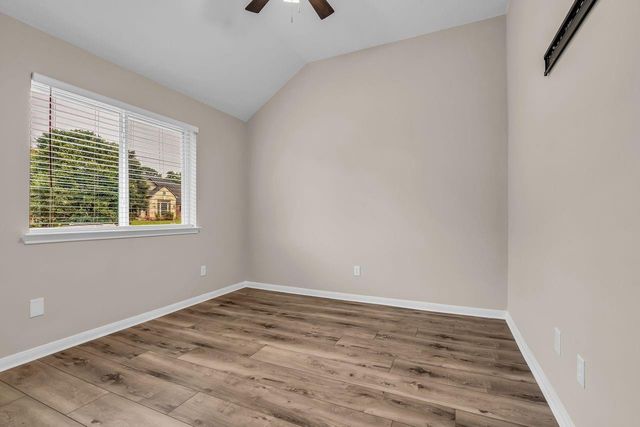 7158 Lakeshore Lane, Willis, TX 77318