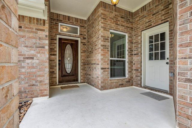 7158 Lakeshore Lane, Willis, TX 77318
