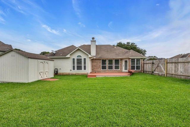 7158 Lakeshore Lane, Willis, TX 77318