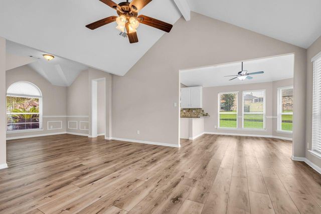 7158 Lakeshore Lane, Willis, TX 77318