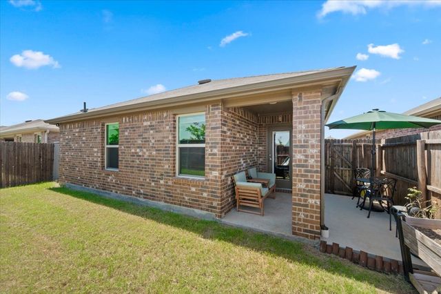 2560 Russell Street, Crandall, TX 75114