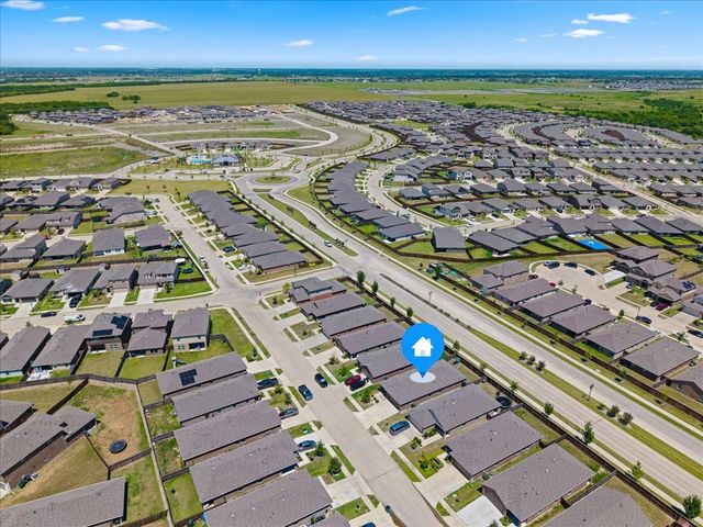 2560 Russell Street, Crandall, TX 75114