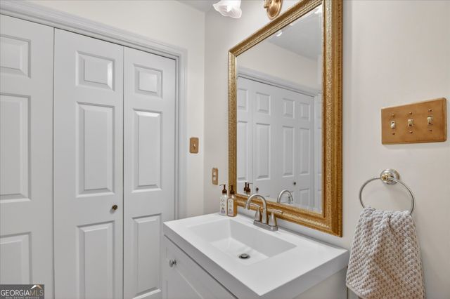 111 N Sheftall Circle, Savannah, GA 31410