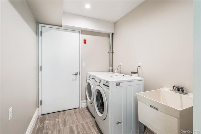 233-25 38th Drive, Douglaston, NY 11363