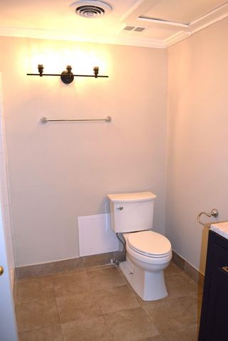 21 N FENWICK RD, Memphis, TN 38111