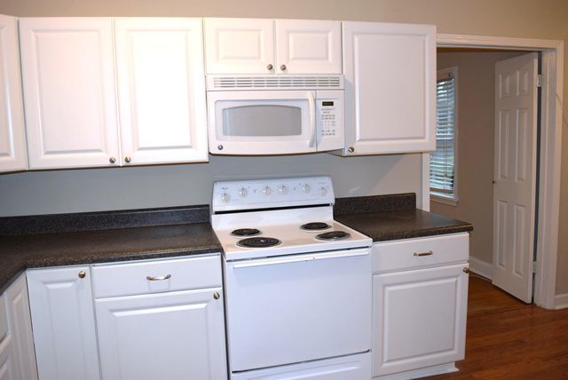 21 N FENWICK RD, Memphis, TN 38111