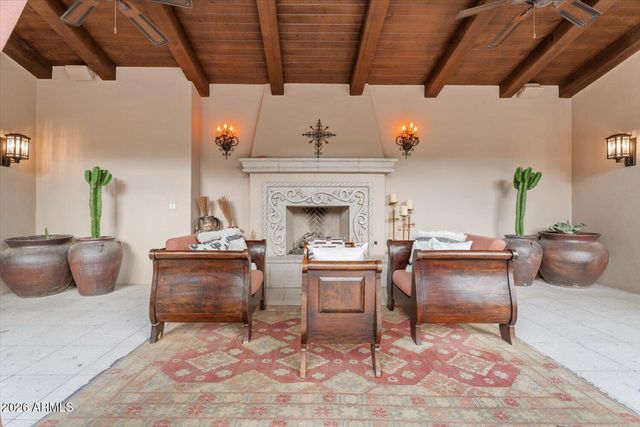 6230 E CHENEY Drive, Paradise Valley, AZ 85253