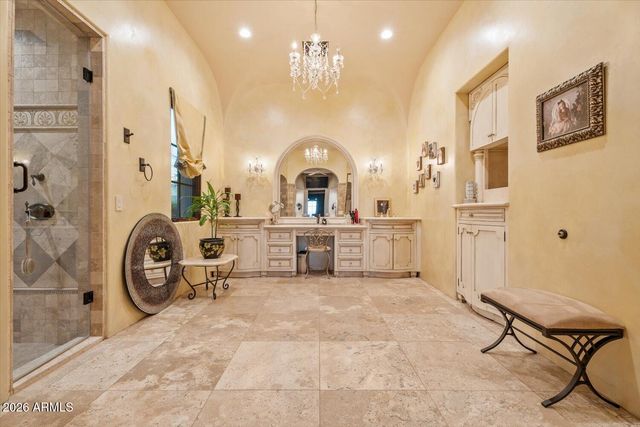 6230 E CHENEY Drive, Paradise Valley, AZ 85253