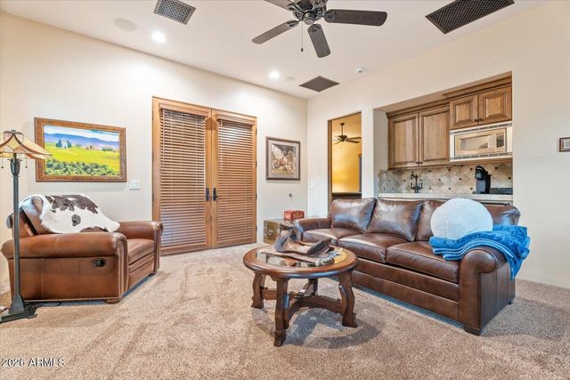 6230 E CHENEY Drive, Paradise Valley, AZ 85253