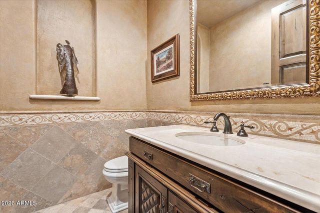 6230 E CHENEY Drive, Paradise Valley, AZ 85253