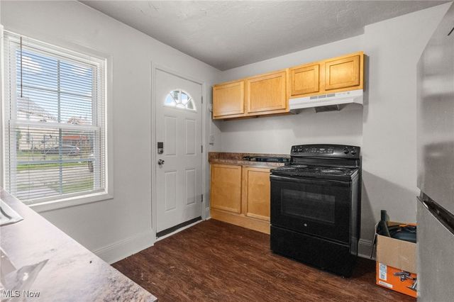 15416 Waterloo Road, Cleveland, OH 44110