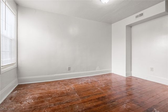 15416 Waterloo Road, Cleveland, OH 44110