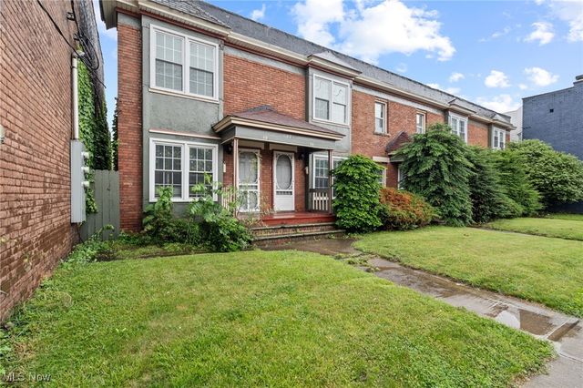 15416 Waterloo Road, Cleveland, OH 44110