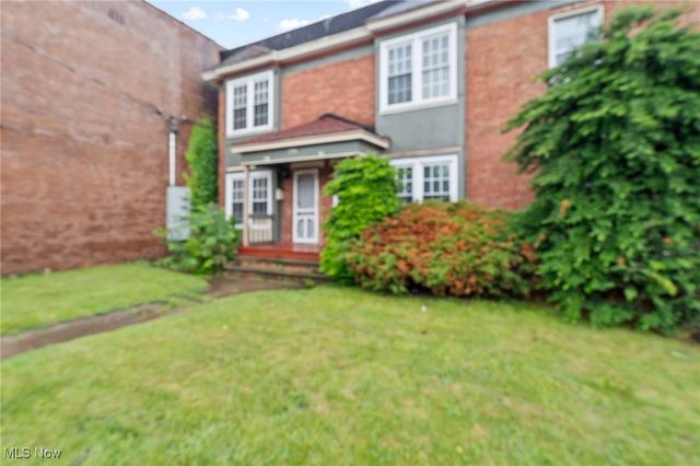 15416 Waterloo Road, Cleveland, OH 44110