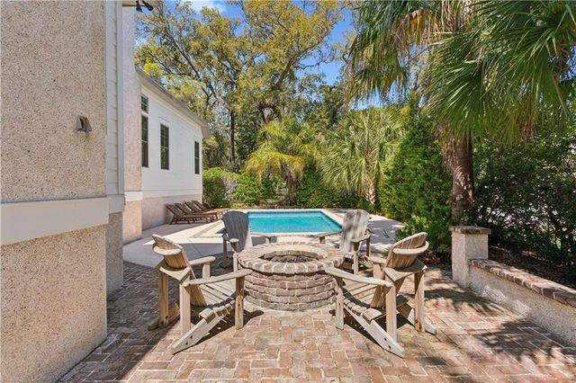 306 Broadway Street, St. Simons Island, GA 31522