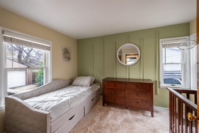 302 E Ellen Street, Fenton, MI 48430