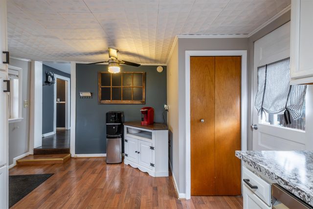 302 E Ellen Street, Fenton, MI 48430