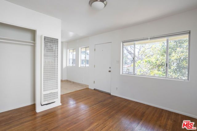 1427 Euclid Street, Santa Monica, CA 90404