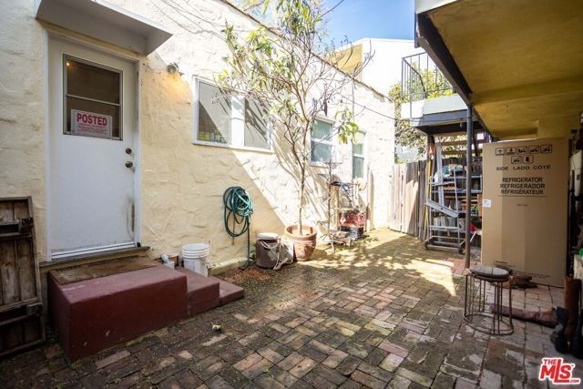 1427 Euclid Street, Santa Monica, CA 90404