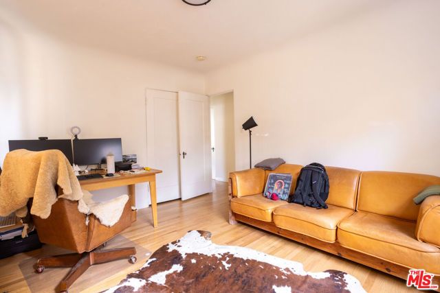 1427 Euclid Street, Santa Monica, CA 90404