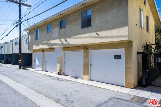 1427 Euclid Street, Santa Monica, CA 90404