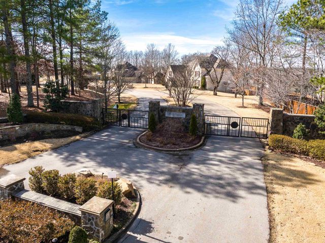 3930 S POTTER WOODS CV, Lakeland, TN 38002