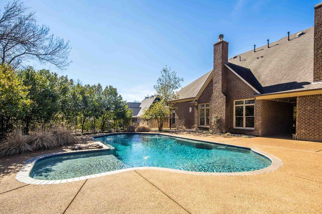 3930 S POTTER WOODS CV, Lakeland, TN 38002